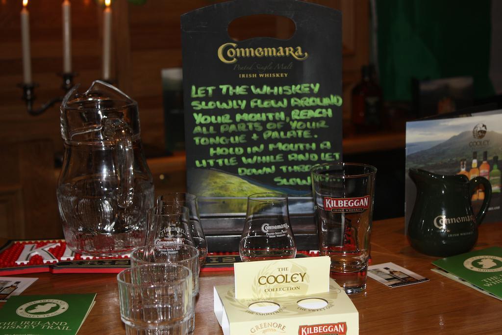 Fairhill House Hotel Clonbur Esterno foto